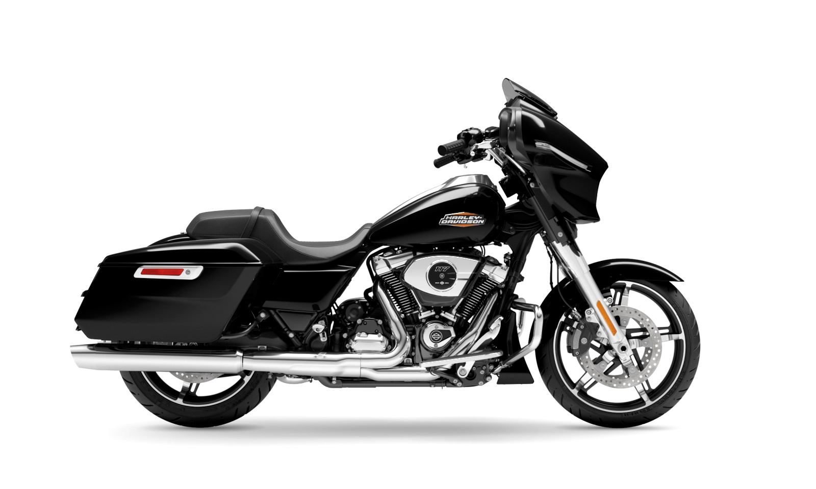 Harley Davidson 2024 Street Glide™ - Vivid Black - Chrome Finish