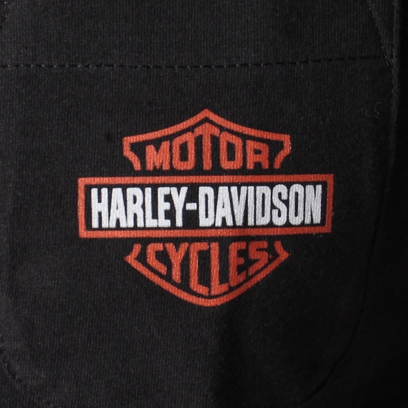 Men's Bar & Shield Pocket Tee - Black Beauty