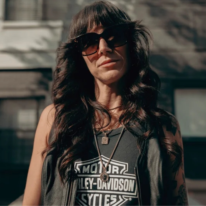 Women's Bar & Shield Tank - Black Beauty