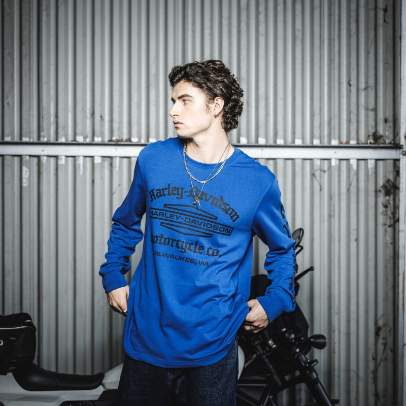 Men's Old English Stacked Bar & Shield Tee - Surf the Web