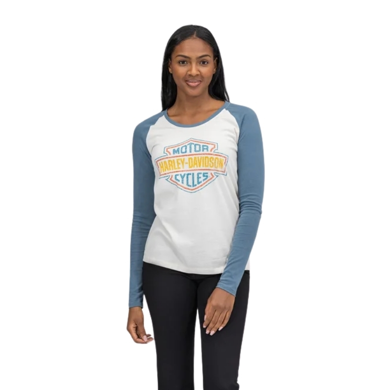 Women's Scoop Neck Raglan Sleeve Baseball Hem Tee