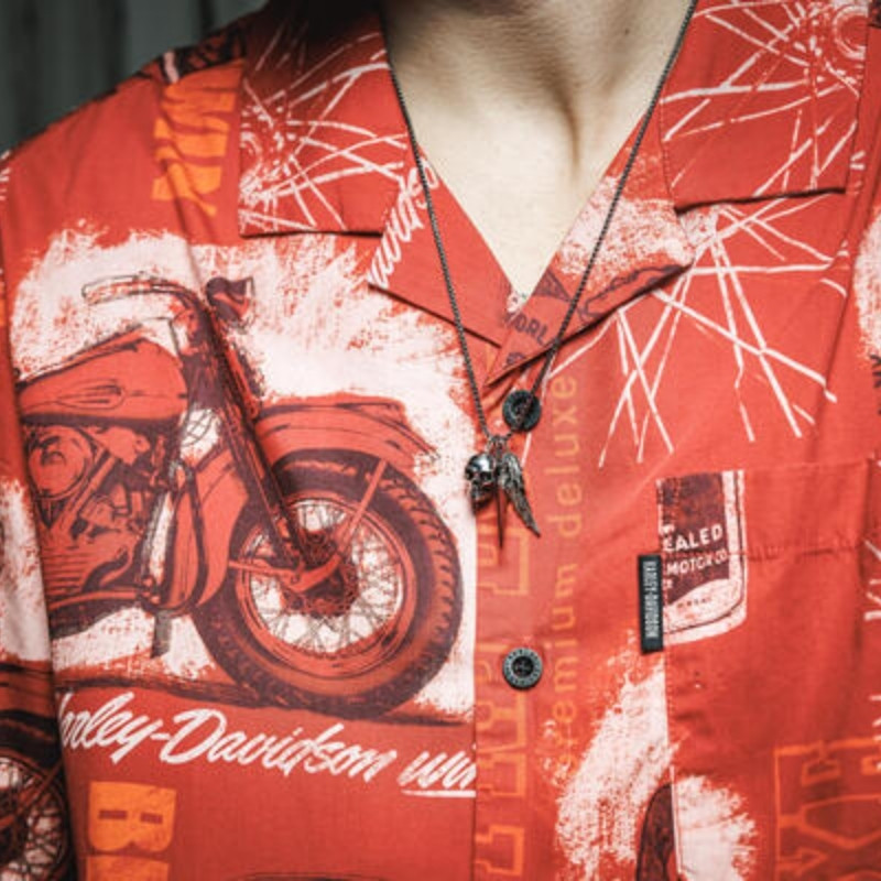 Men's Roaring Aloha Short Sleeve Shirt