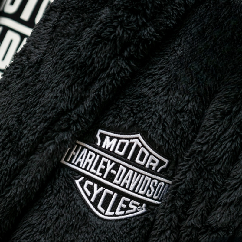 Bar & Shield Robe