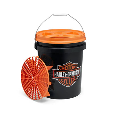 Harley-Davidson Cleaning and Maintenance