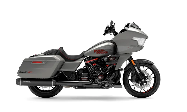 Harley Davidson 2025 CVO™ Road Glide® ST - Mercury Silver