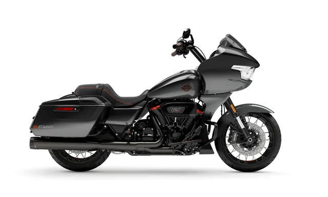 Harley Davidson 2025 CVO™ Road Glide® - Raven Fade