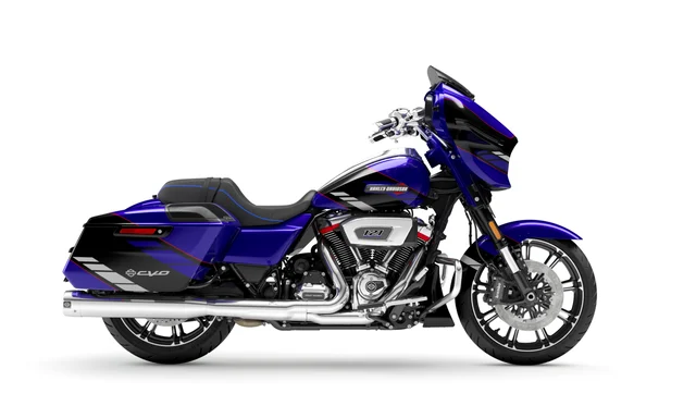 Harley Davidson 2025 CVO™ Street Glide® - Blue streak