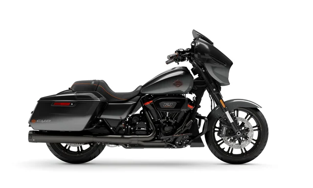 Harley Davidson 2025 CVO™ Street Glide® - Raven Fade