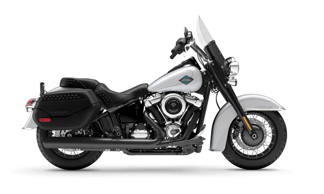 Harley Davidson 2025 Heritage Classic - White Onyx Pearl