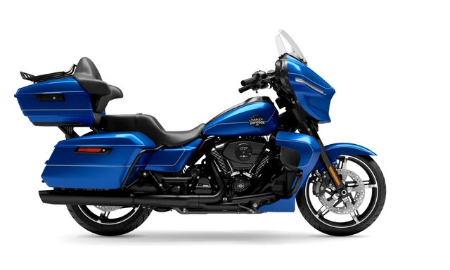 Harley Davidson 2025 Street Glide® Ultra - Blue Burst