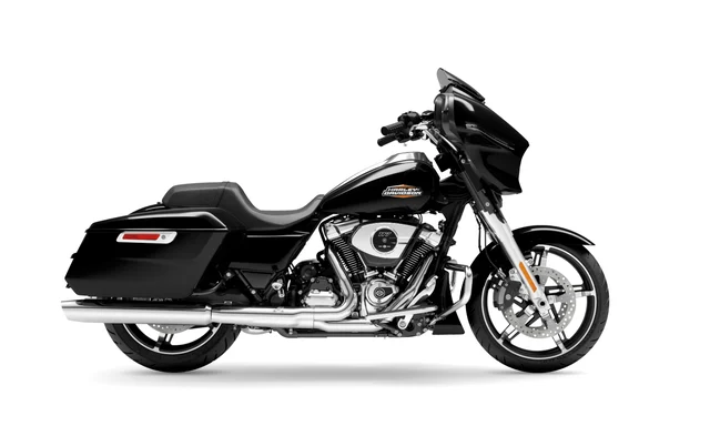 Harley Davidson 2025 Street Glide® - Vivid Black