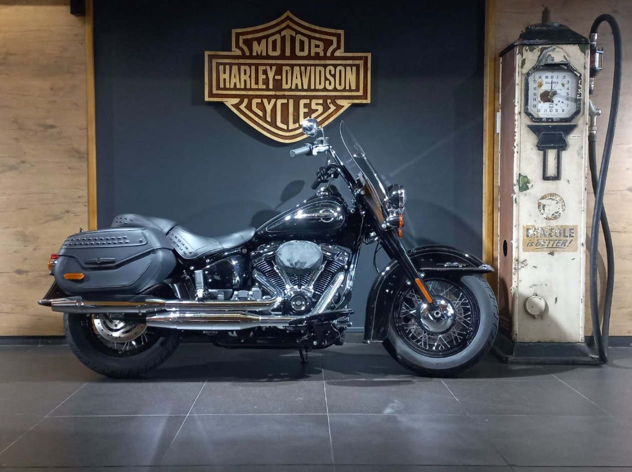 2021 HARLEY DAVIDSON Heritage Classic 114