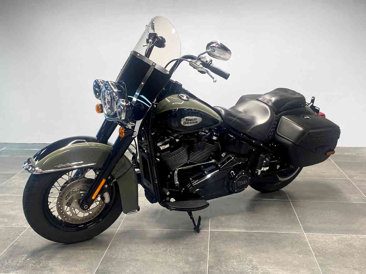 2022 HARLEY DAVIDSON Heritage Classic 114