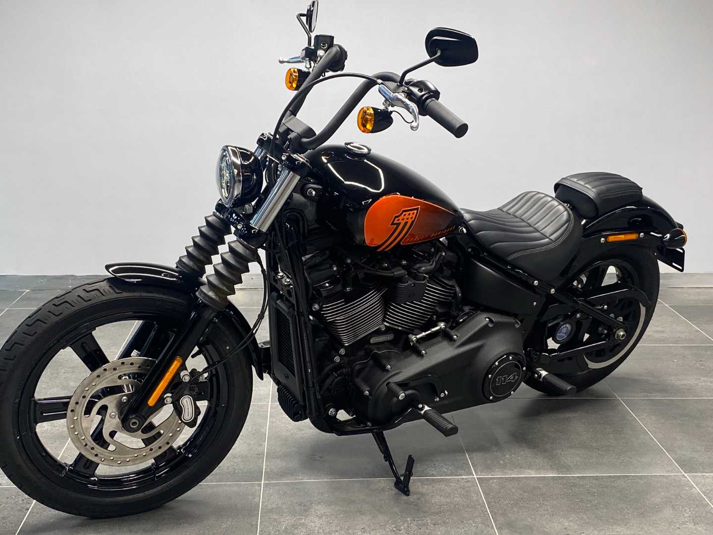 2025 HARLEY DAVIDSON Street Bob 114
