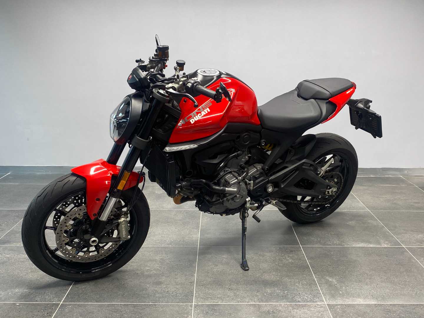 2021 DUCATI Monster 950