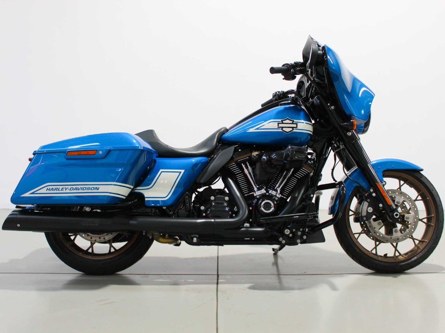 2024 HARLEY DAVIDSON Street Glide ST 117