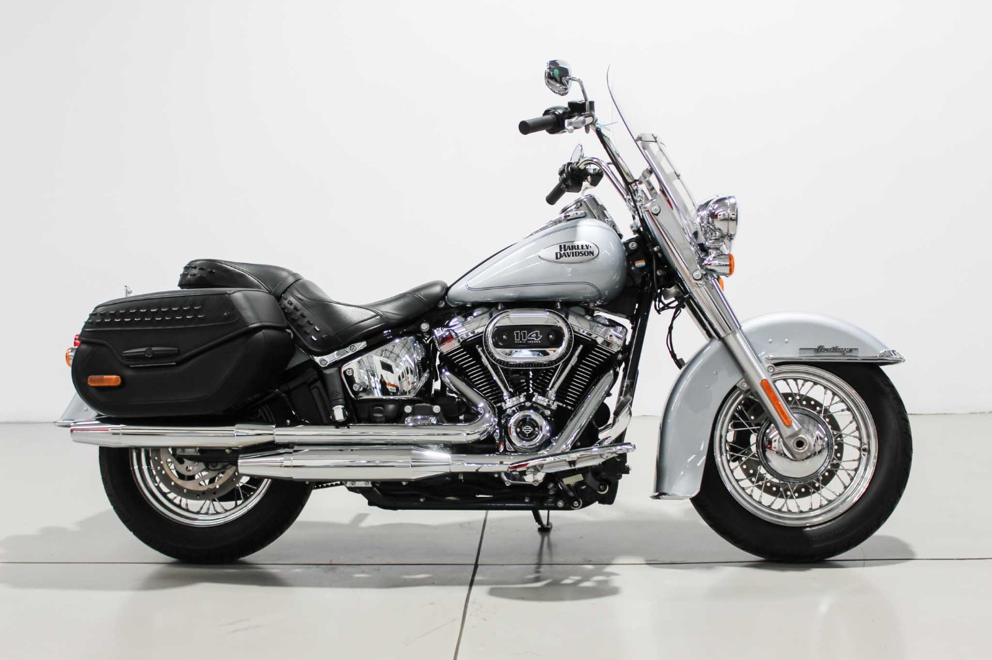 2023 HARLEY DAVIDSON Heritage Classic 114