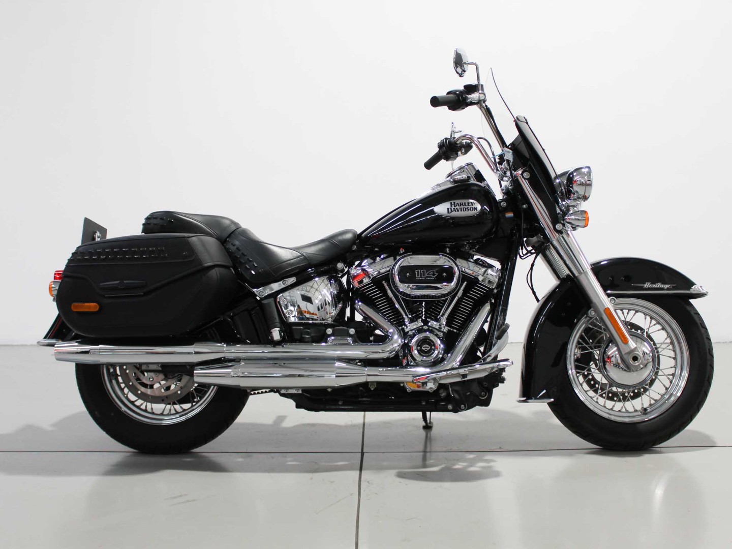 2024 HARLEY DAVIDSON Heritage Classic 114